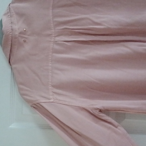Calvin Klein Jean's Woman button down.  Blush mauve color Size M - Picture 14 of 15